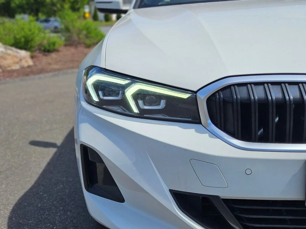 Certified Used 2023 Alpine White BMW 330i xDrive image 9