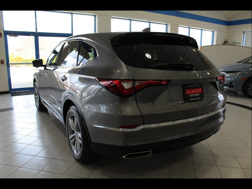 Used 2023 Liquid Carbon Metallic Acura SH-AWD image 7