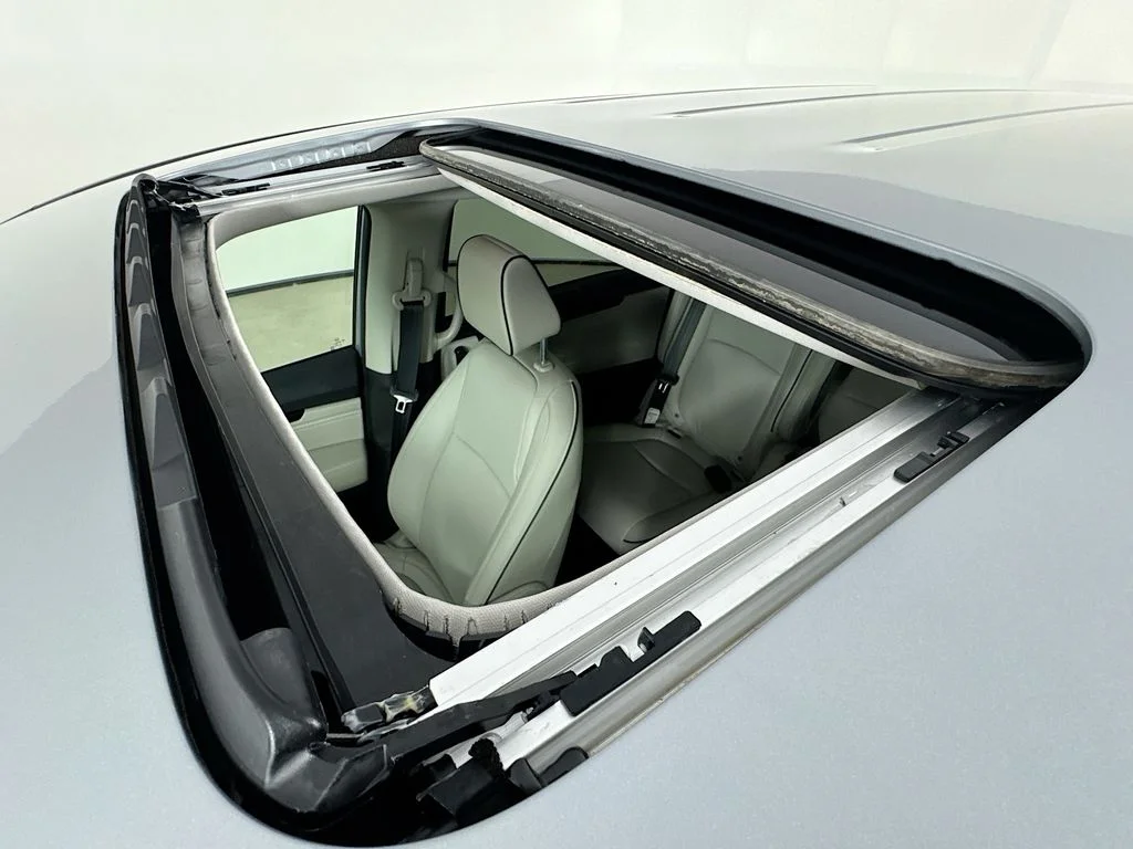 Certified Used 2026 Silver Honda Touring image 29