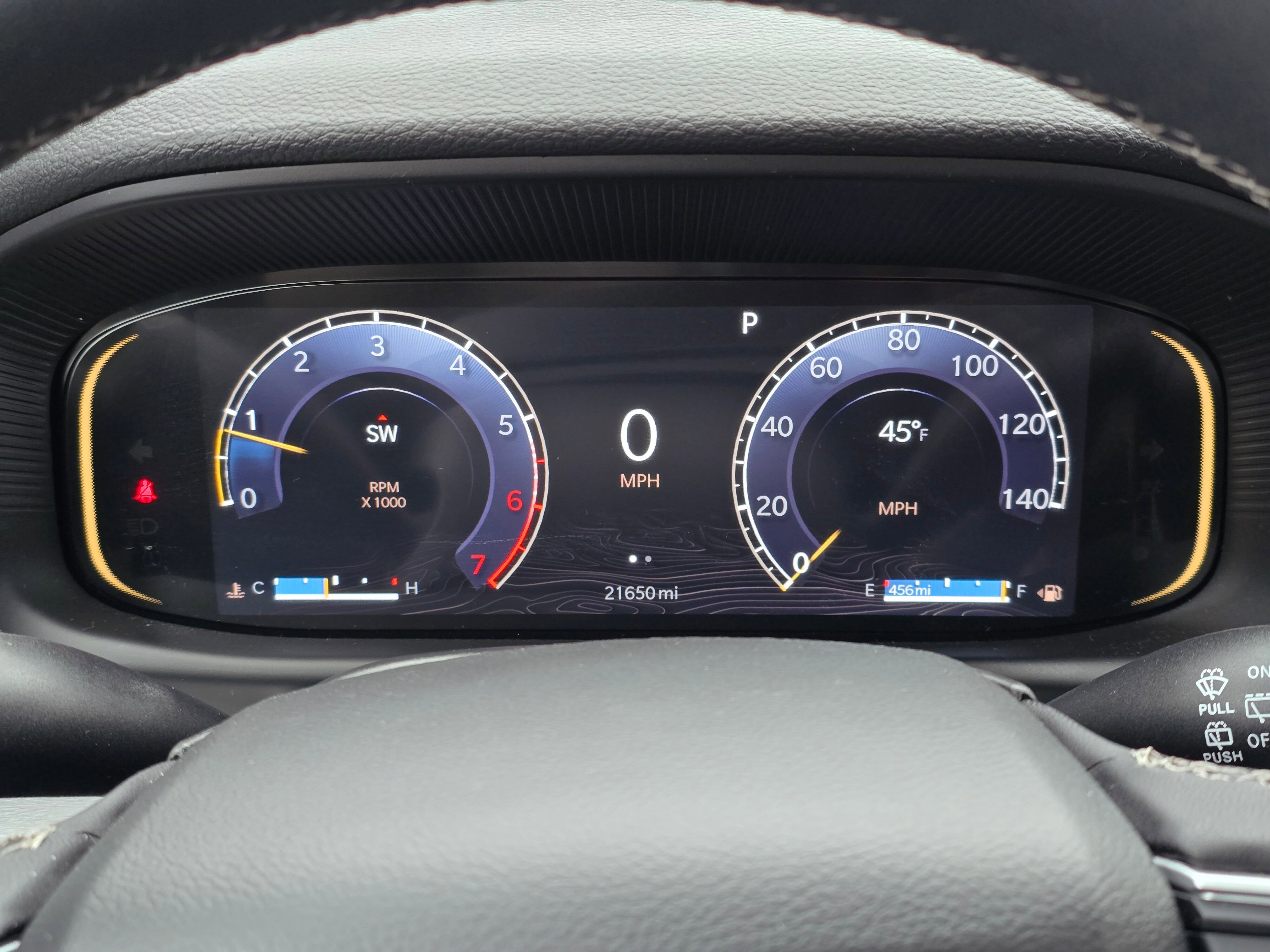Used 2025  Jeep NA image 26