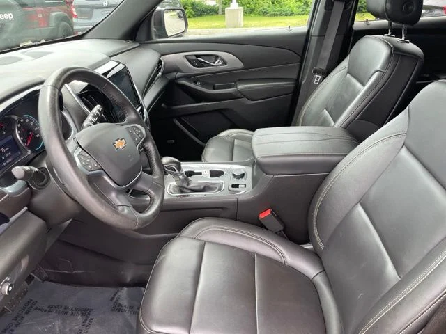 Used 2022 Black Cherry Metallic Chevrolet LT Leather image 17