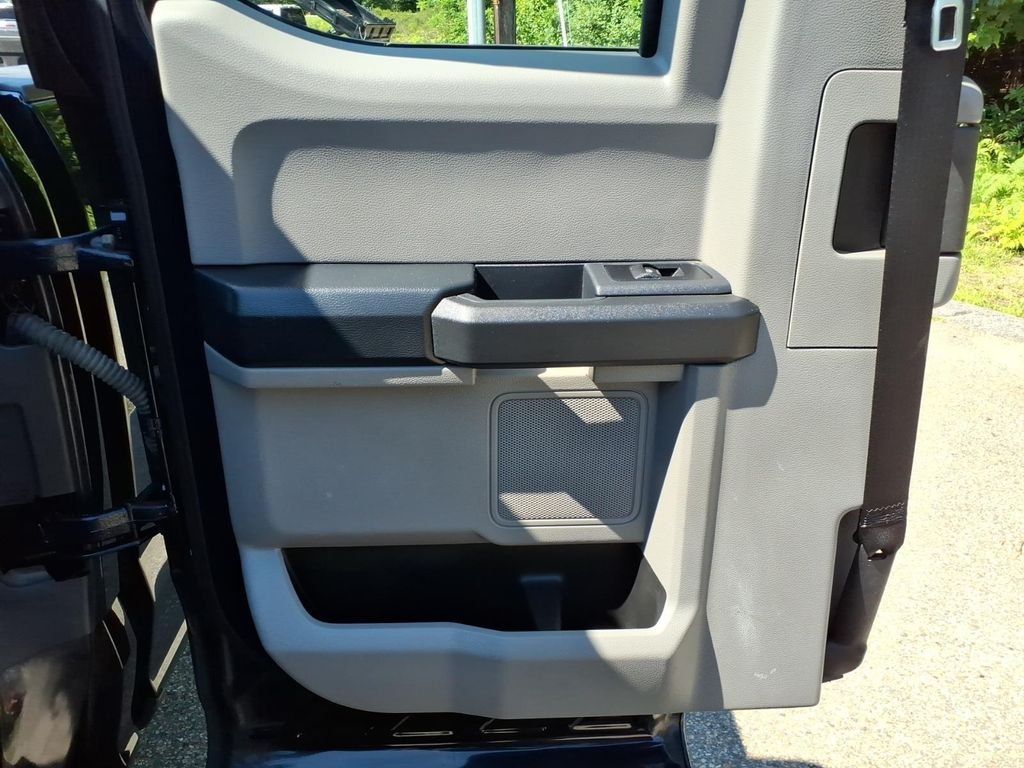 Certified Used 2022 Blue Metallic Ford XL image 19