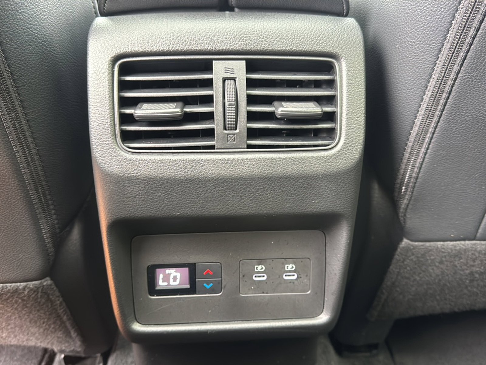 2025 Nissan Rogue SL - Photo 21