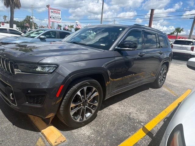 Used 2022 Baltic Gray Metallic Clearcoat Jeep Overland image 4