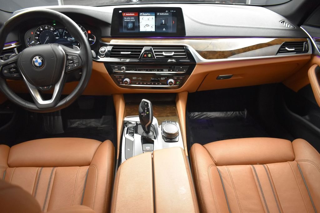Used 2018 Blue BMW 530i xDrive image 14
