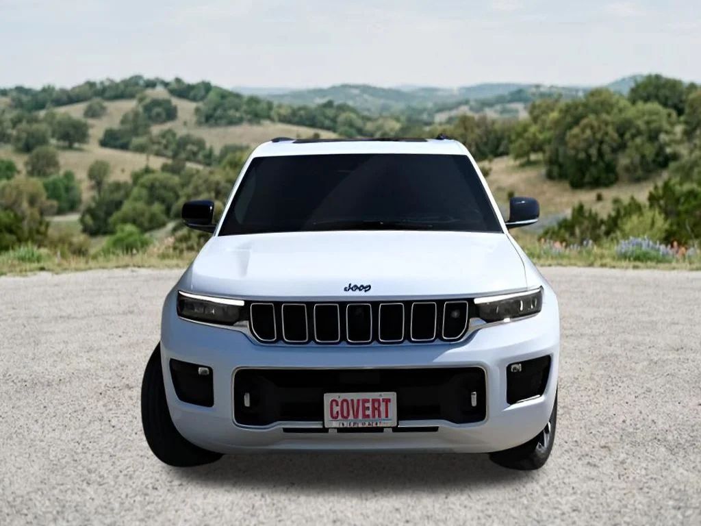 Used 2024 White Jeep Overland image 9