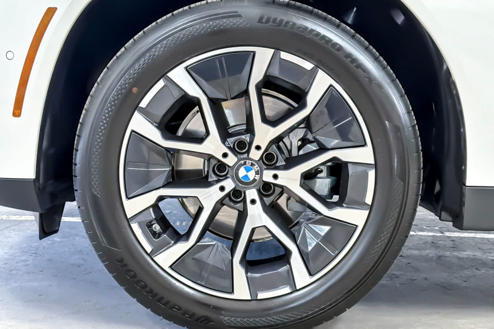 Used 2026 Alpine White BMW 30 xDrive image 26