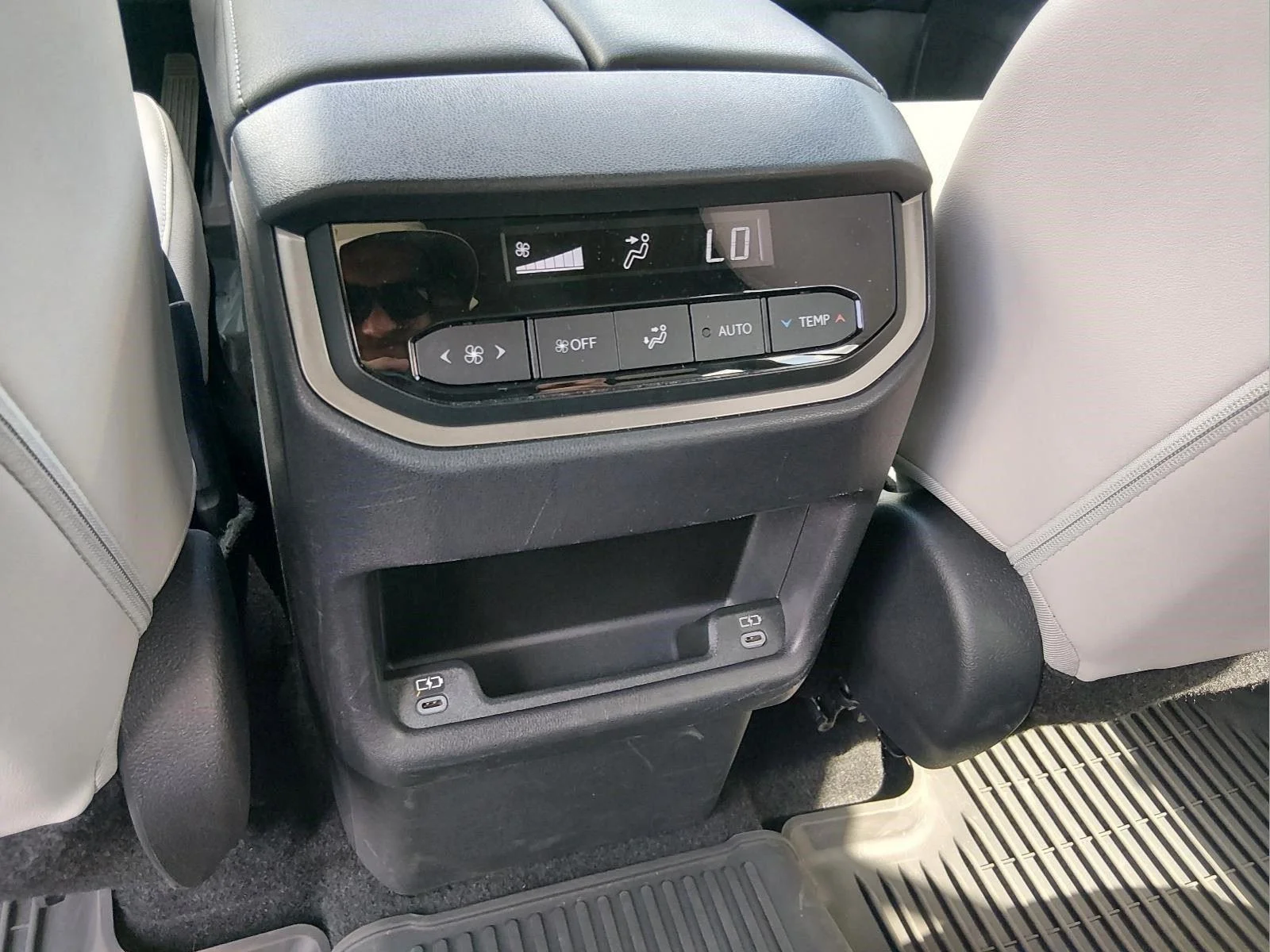 Used 2025 Wind Chill Pearl Lexus TX 350 Premium image 13