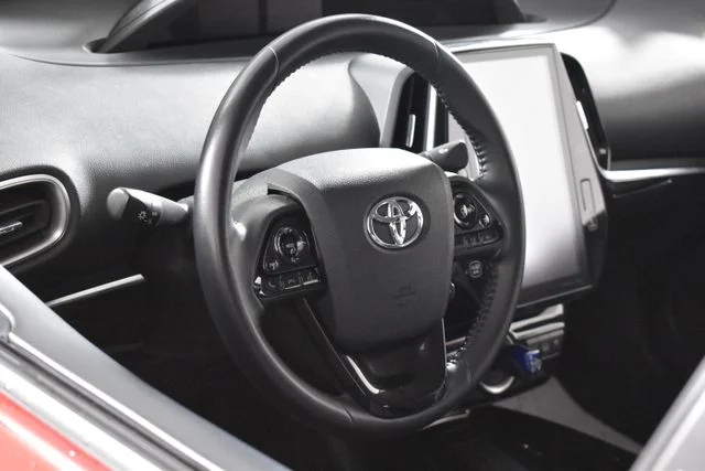 Used 2021 Red Toyota XLE image 20