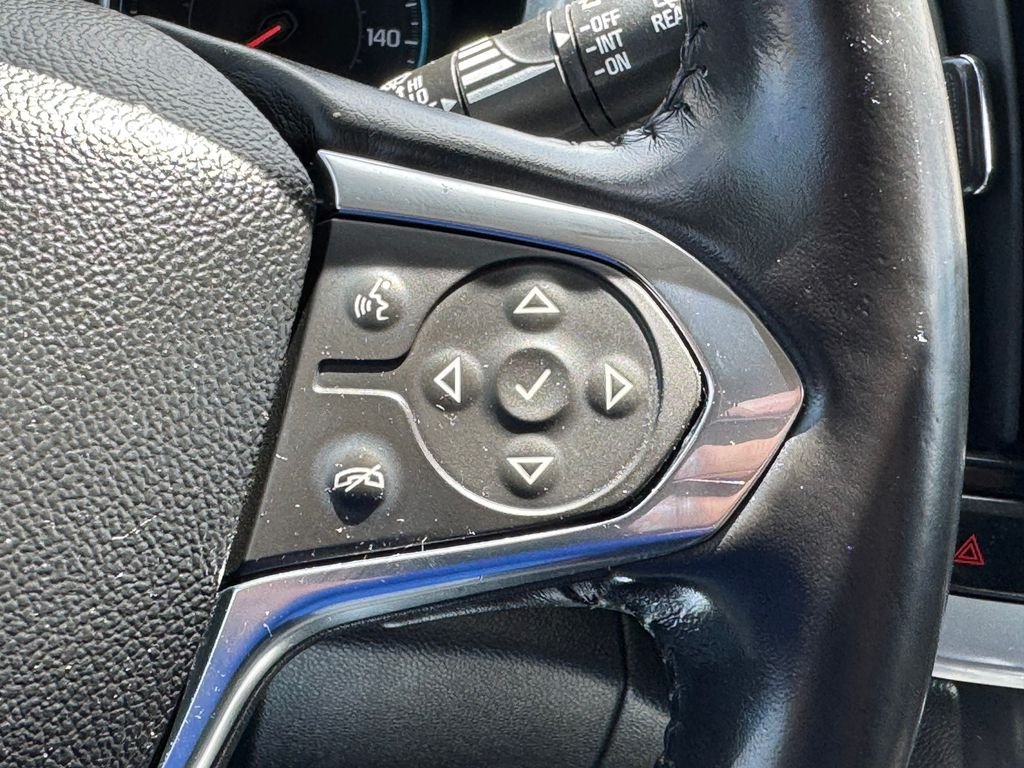 Used 2019 Gray Chevrolet LT image 19