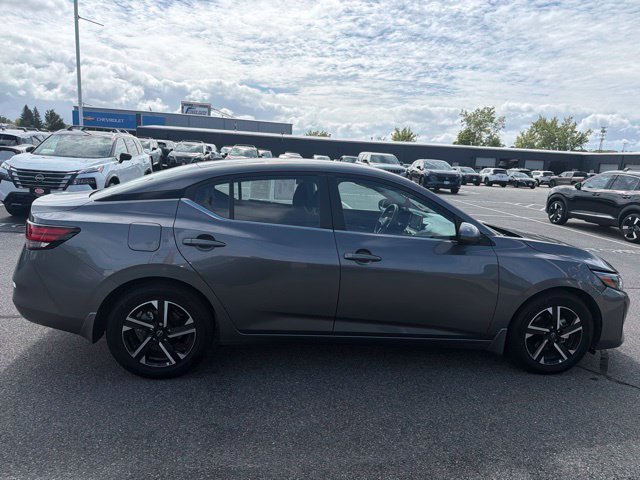Used 2025 Gray Nissan SV image 4
