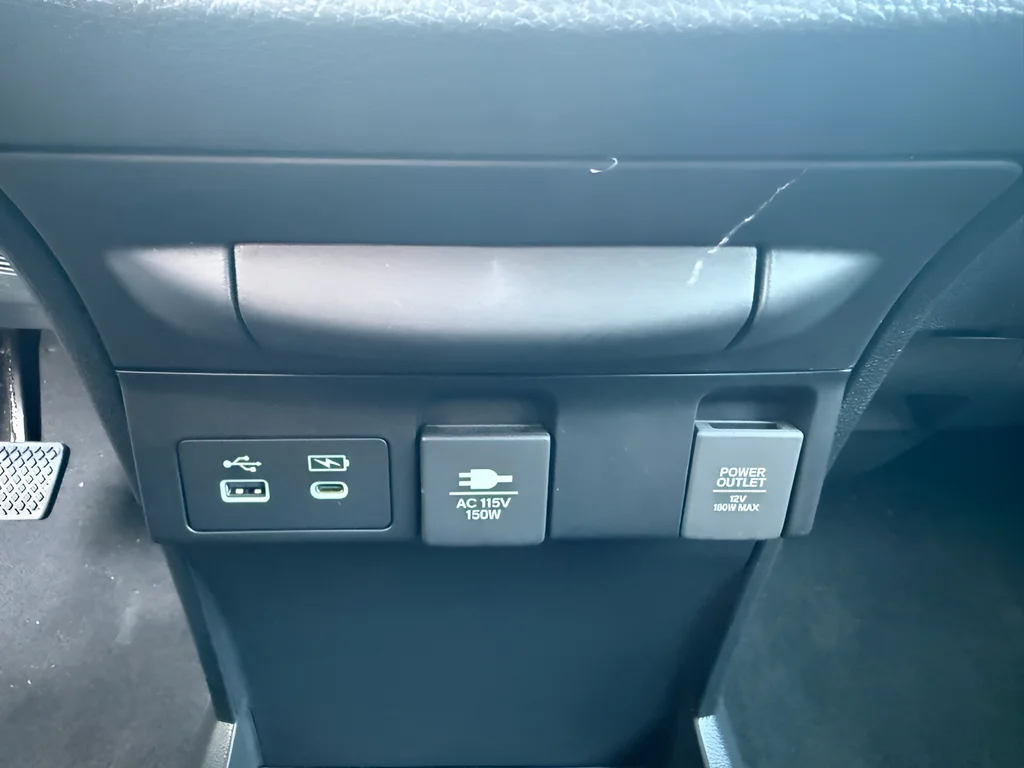 New 2026 Solar Silver Metallic Honda Touring image 27