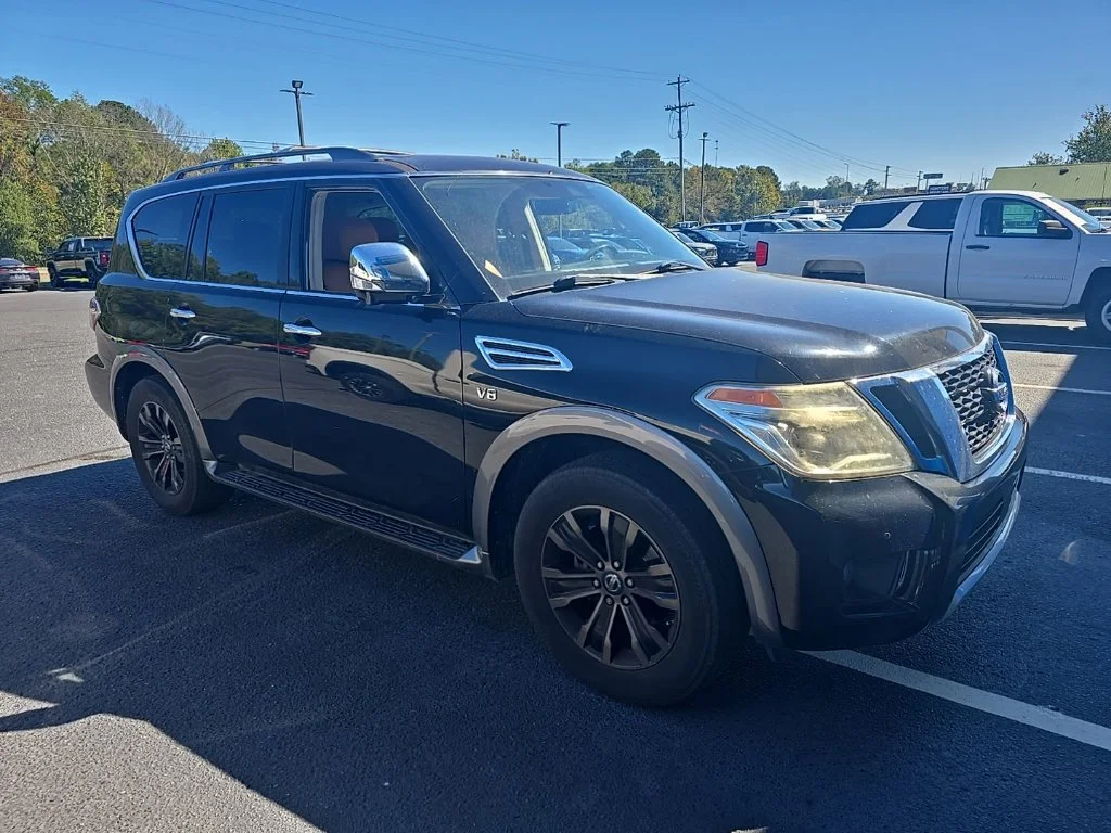 Used 2018 Super Black Nissan Platinum image 6
