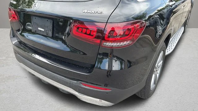 Used 2021  Mercedes-Benz GLC 300 image 33