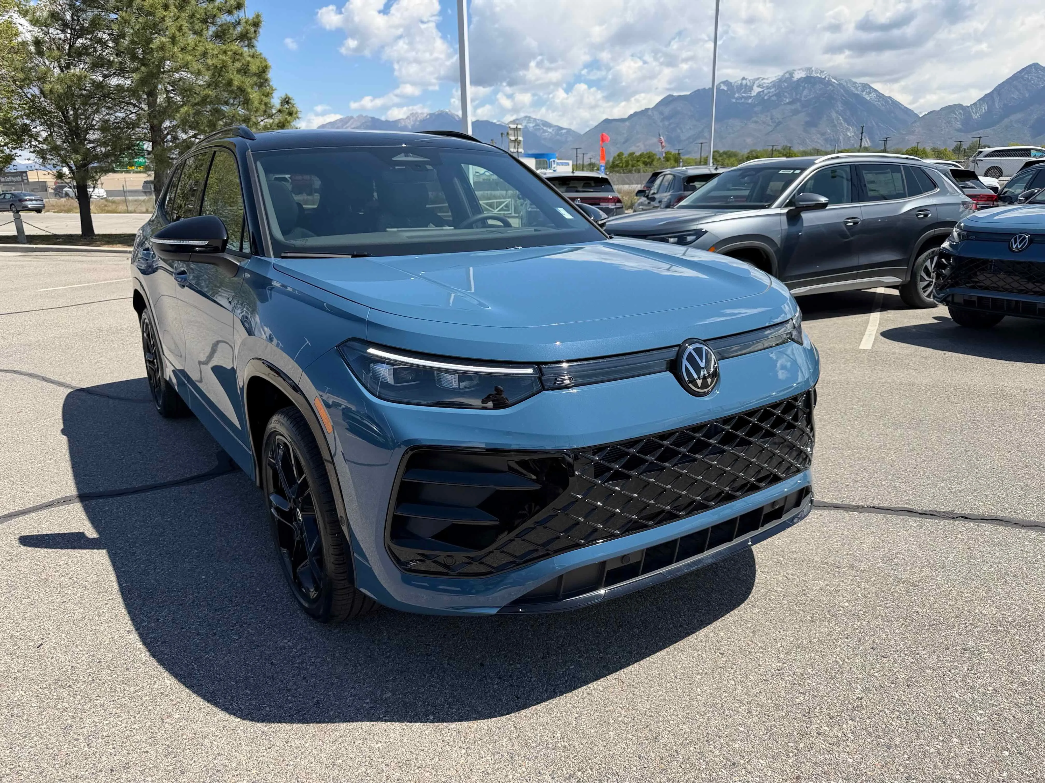 New 2026 Blue Volkswagen SE R-Line Black image 9