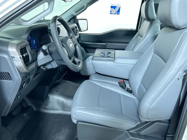 New 2025 OXFORD WHITE Ford XL 5.0L V8 Engine image 18
