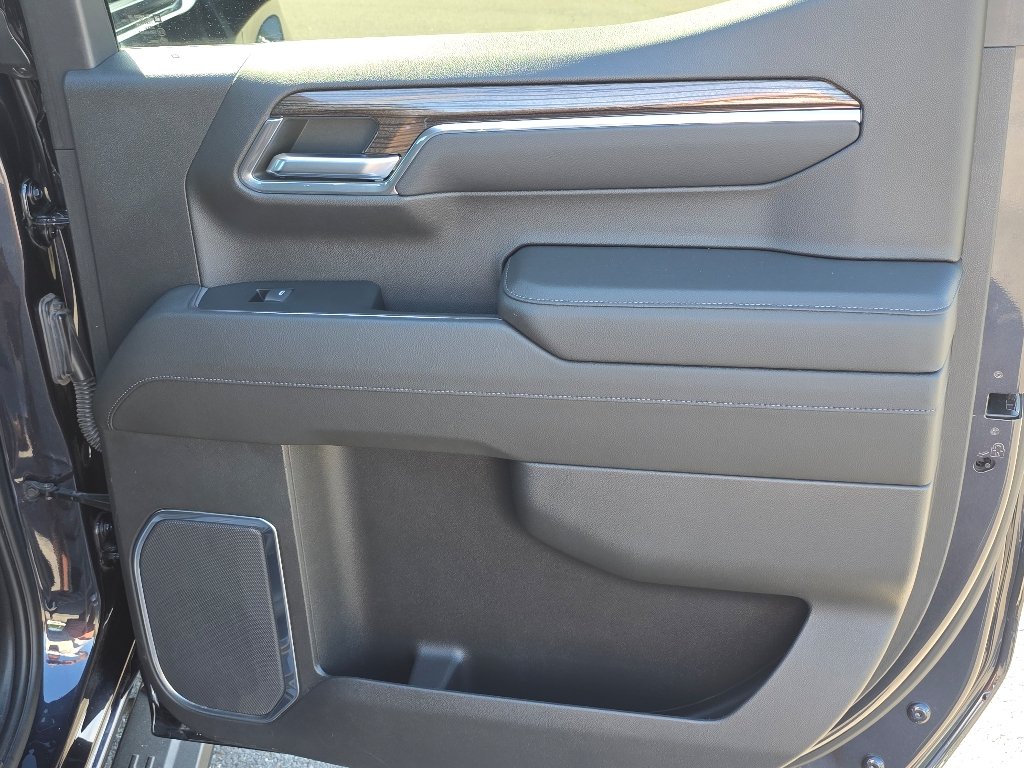 Used 2022 Dark Ash Metallic Chevrolet RST image 26