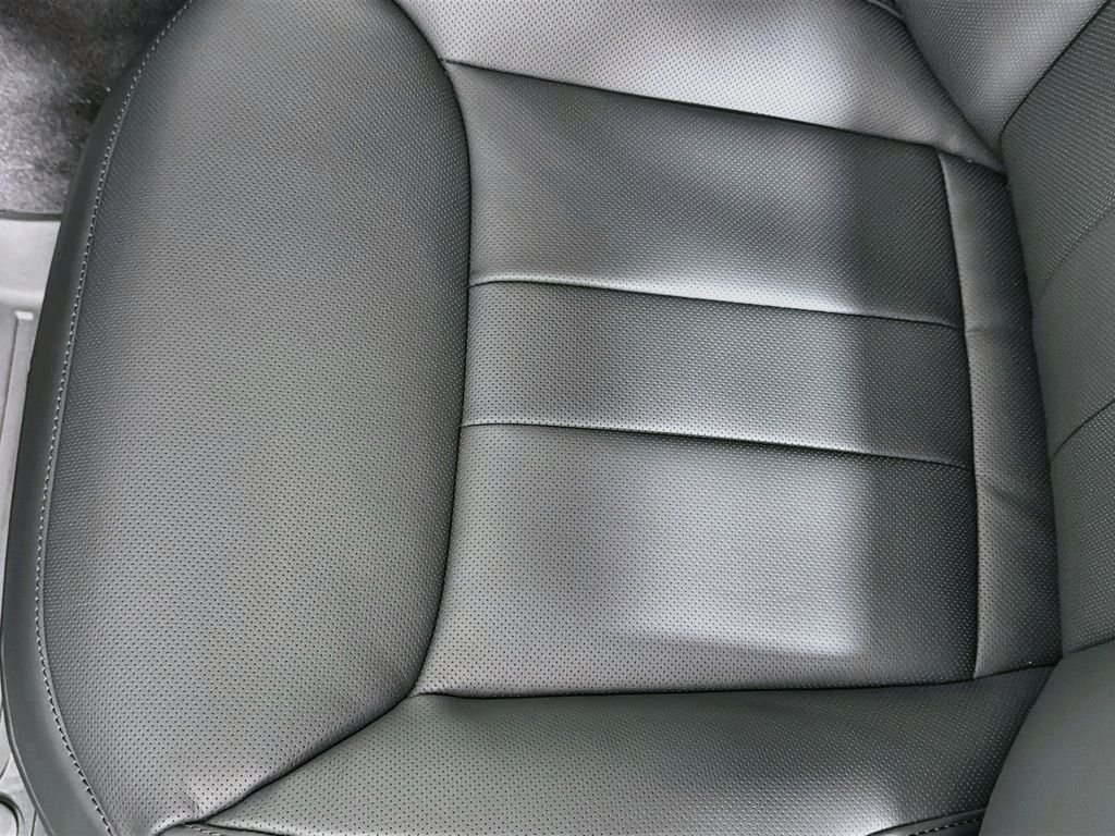 New 2027 Carpathian Grey Land Rover  SE P360 image 20