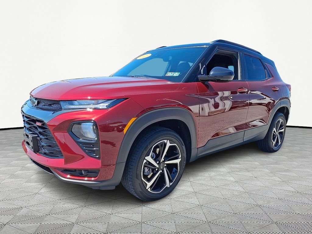 Used 2023 Red Chevrolet RS image 3
