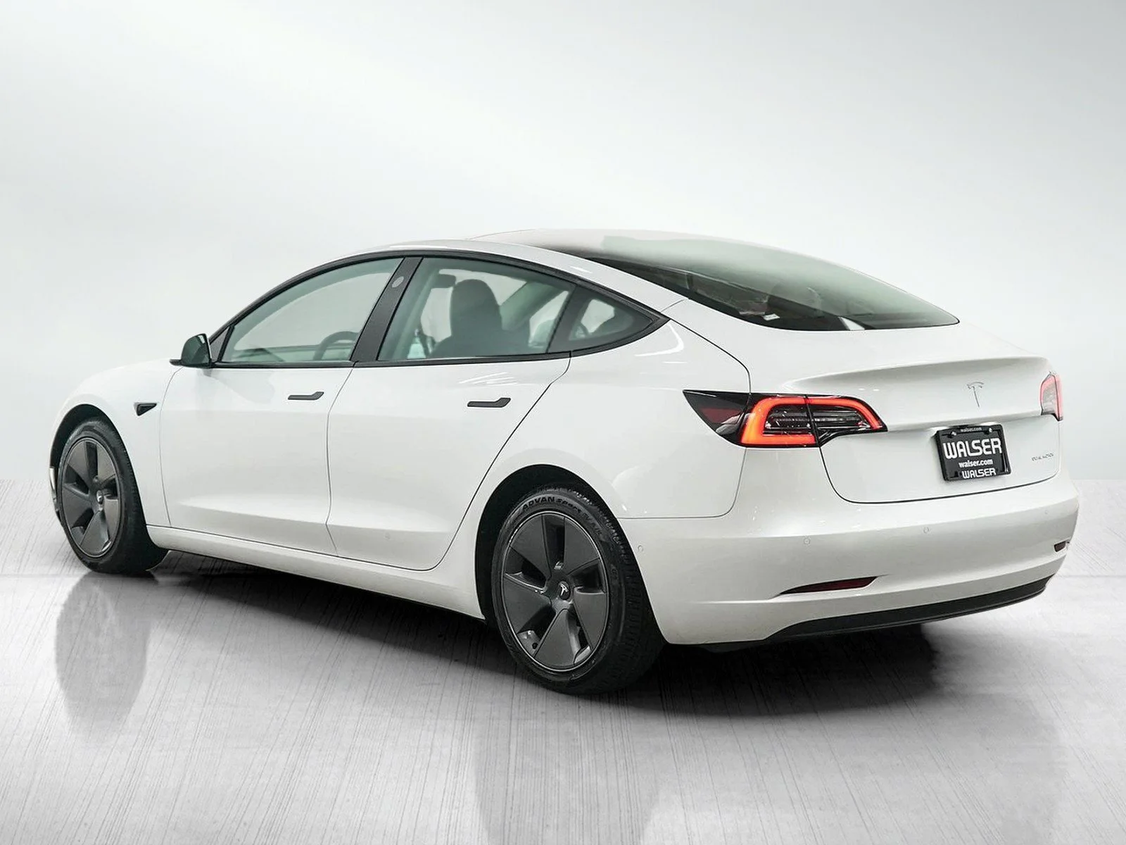 Used 2021 Pearl White Multi-Coat Tesla Long Range AWD image 3