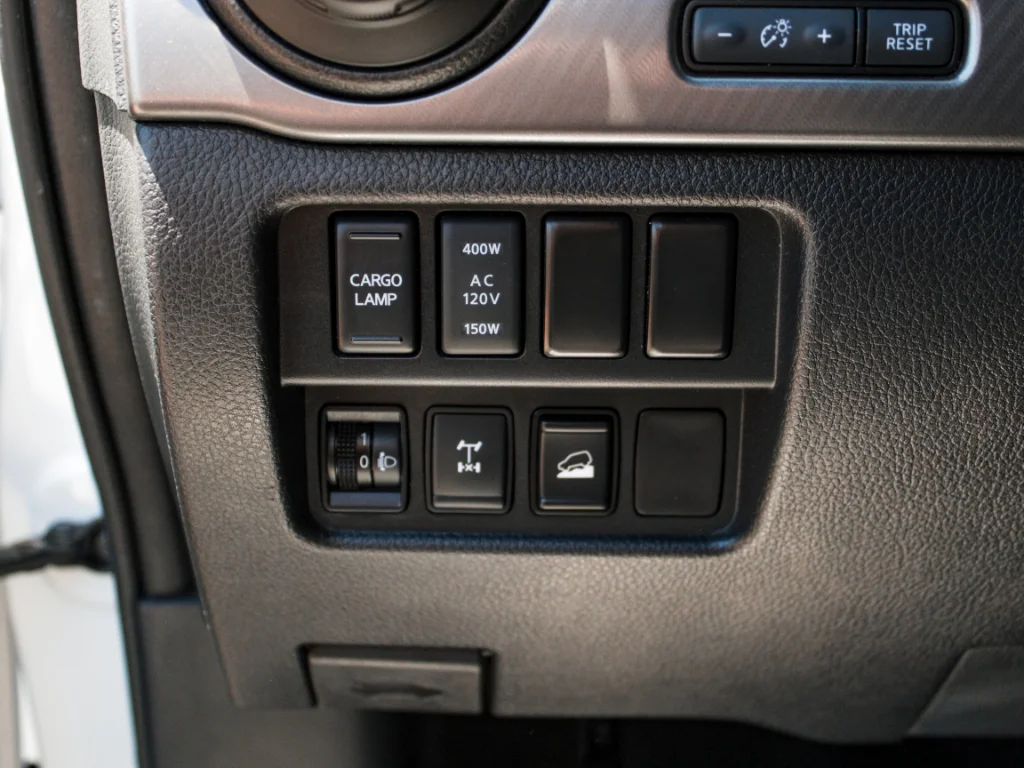 Used 2021 Glacier White Nissan PRO-4X image 14
