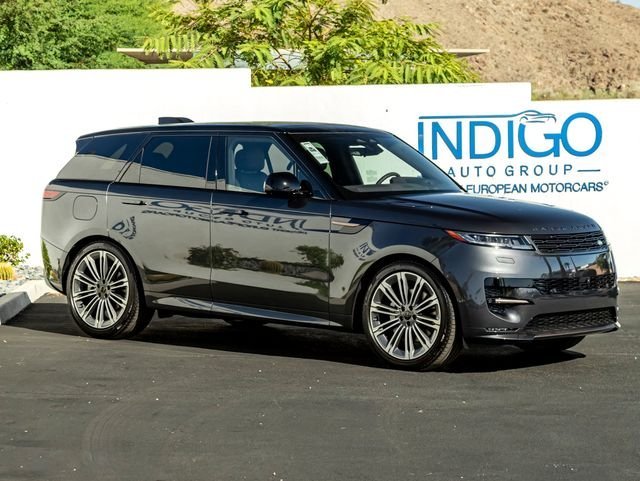 New 2026 Carpathian Grey LAND ROVER Dynamic SE image 4