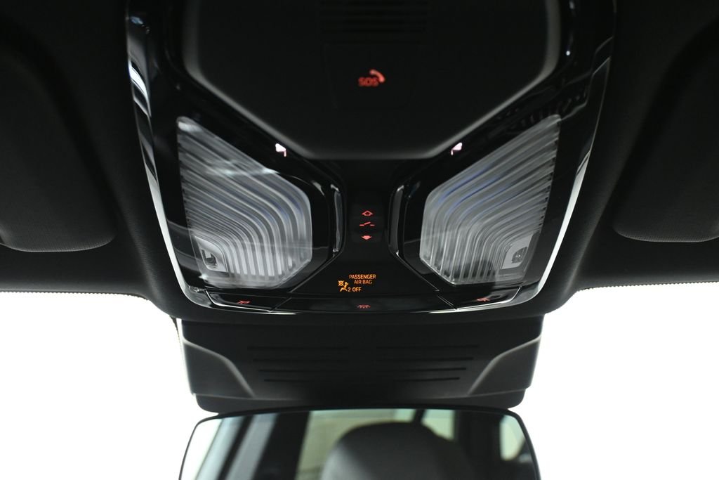 New 2026 Black Sapphire Metallic BMW xDrive40i image 21