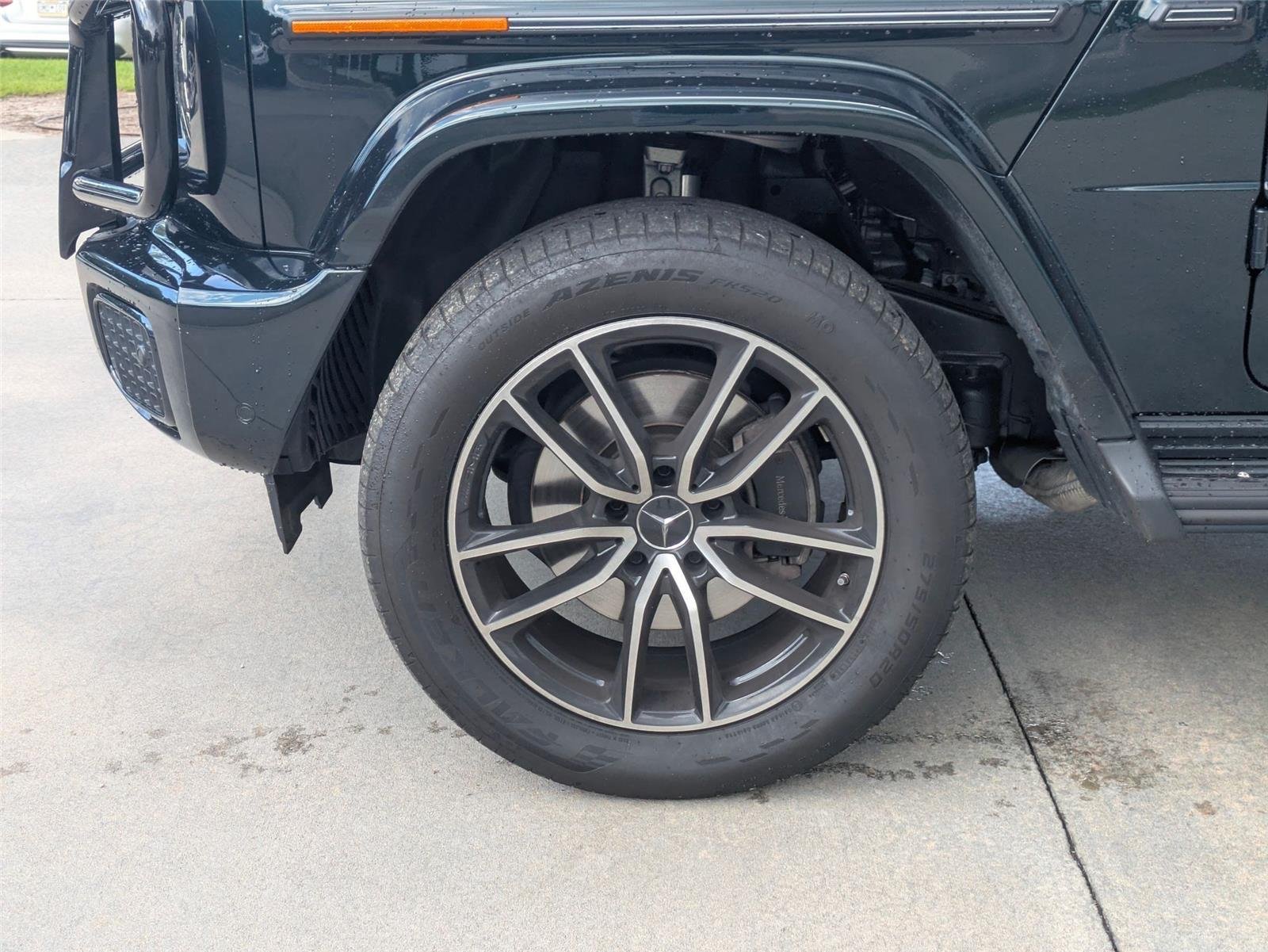 Used 2025  Mercedes-Benz G 550 image 10