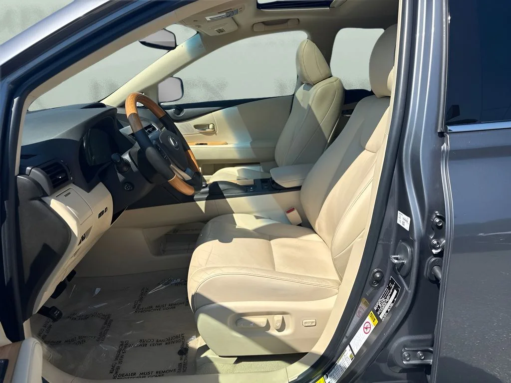 Used 2015 Gray Lexus 450h image 5