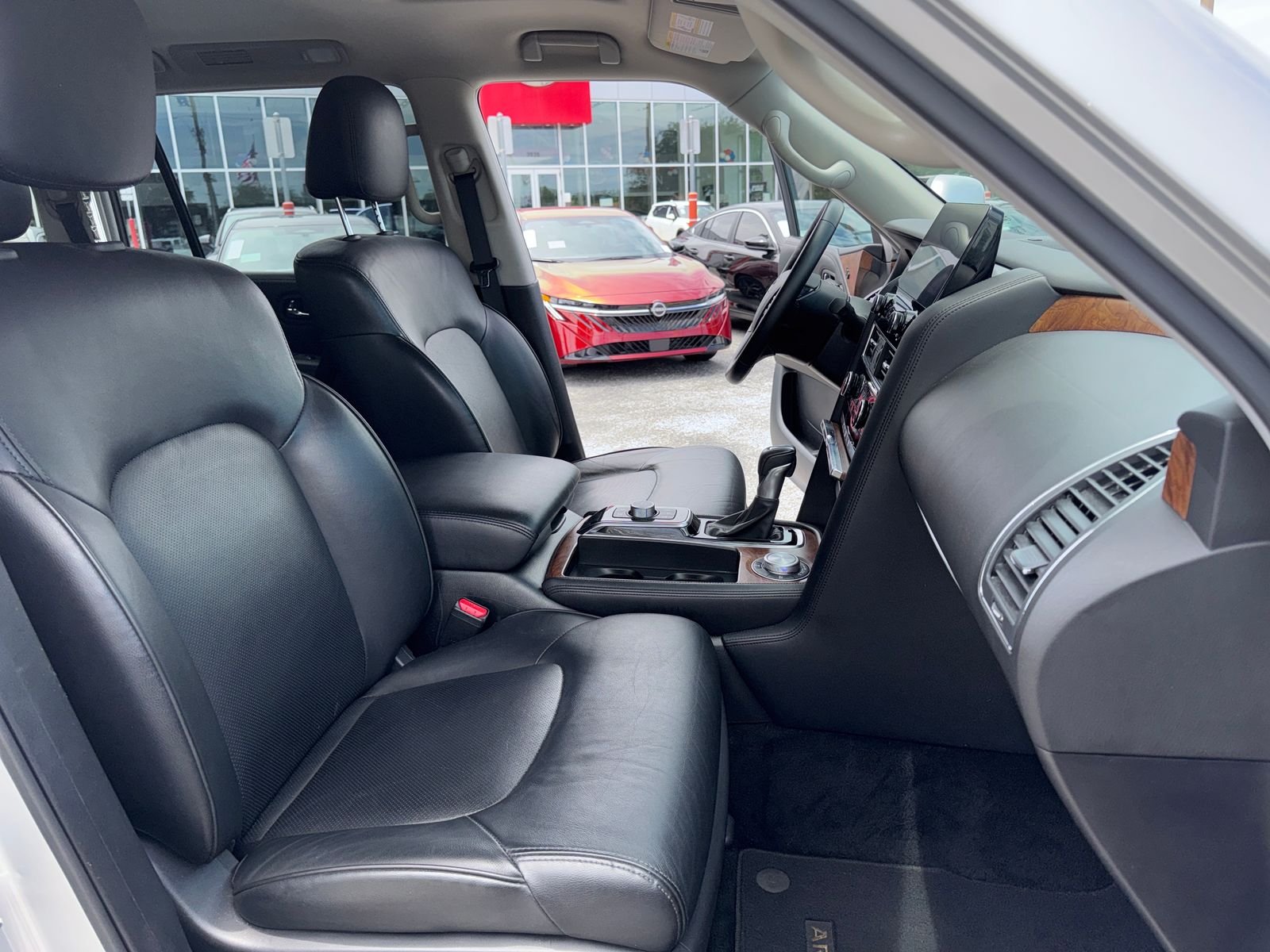 Used 2024 Silver Nissan SL image 44