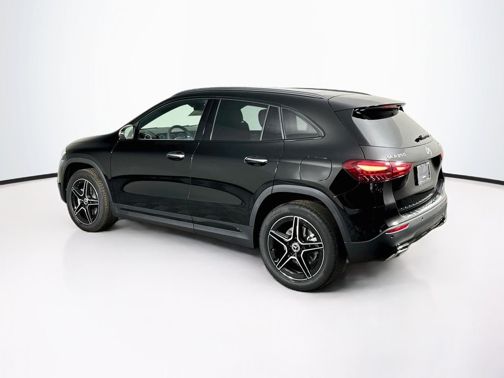 New 2026 Night Black Mercedes-Benz GLA 250 image 4