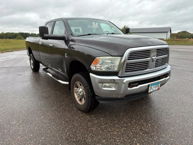 Used 2010 Brown Ram SLT image 2