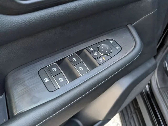 2026 Nissan Armada SL - Photo 14