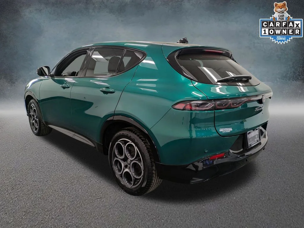 Used 2025  Alfa Romeo  image 6