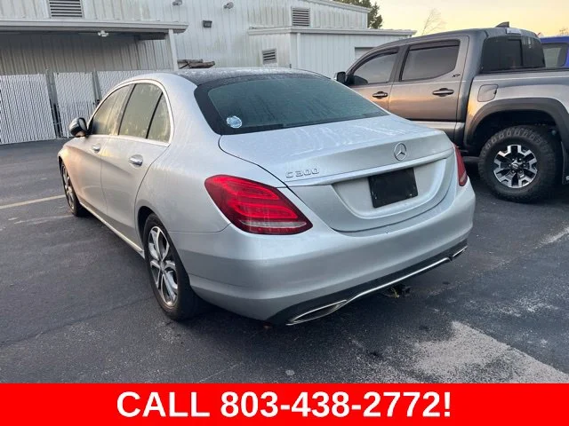 Used 2017  Mercedes-Benz C 300 image 3
