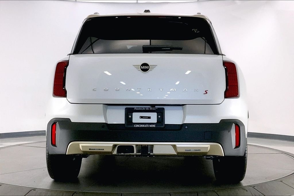Used 2025 Nanuq White Metallic MINI Iconic image 3