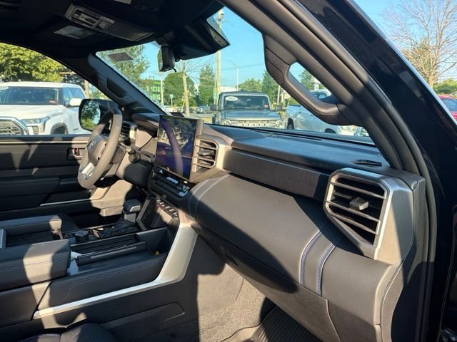 New 2026 Midnight Black Metallic Toyota  Platinum image 31