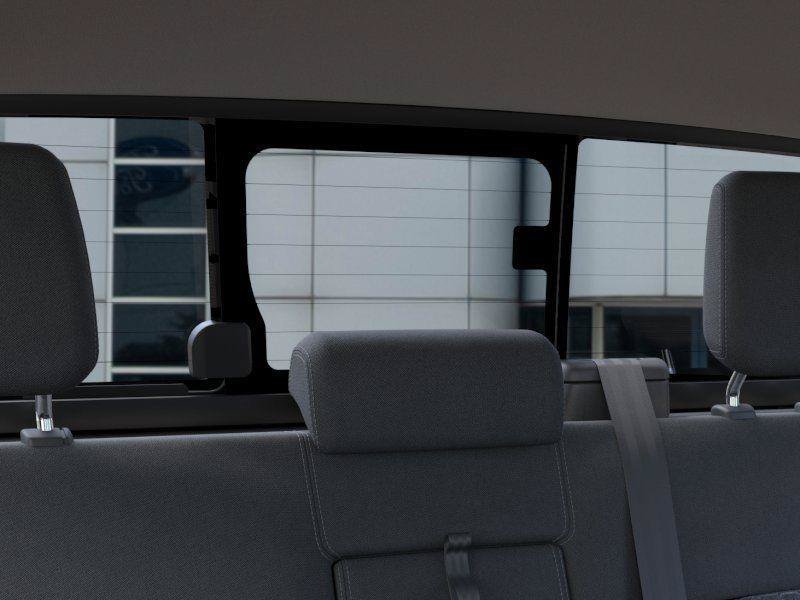 New 2025 Oxford White Ford XLT image 24