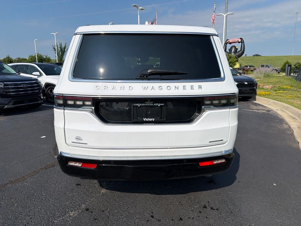 Used 2023 White Jeep Series II image 6