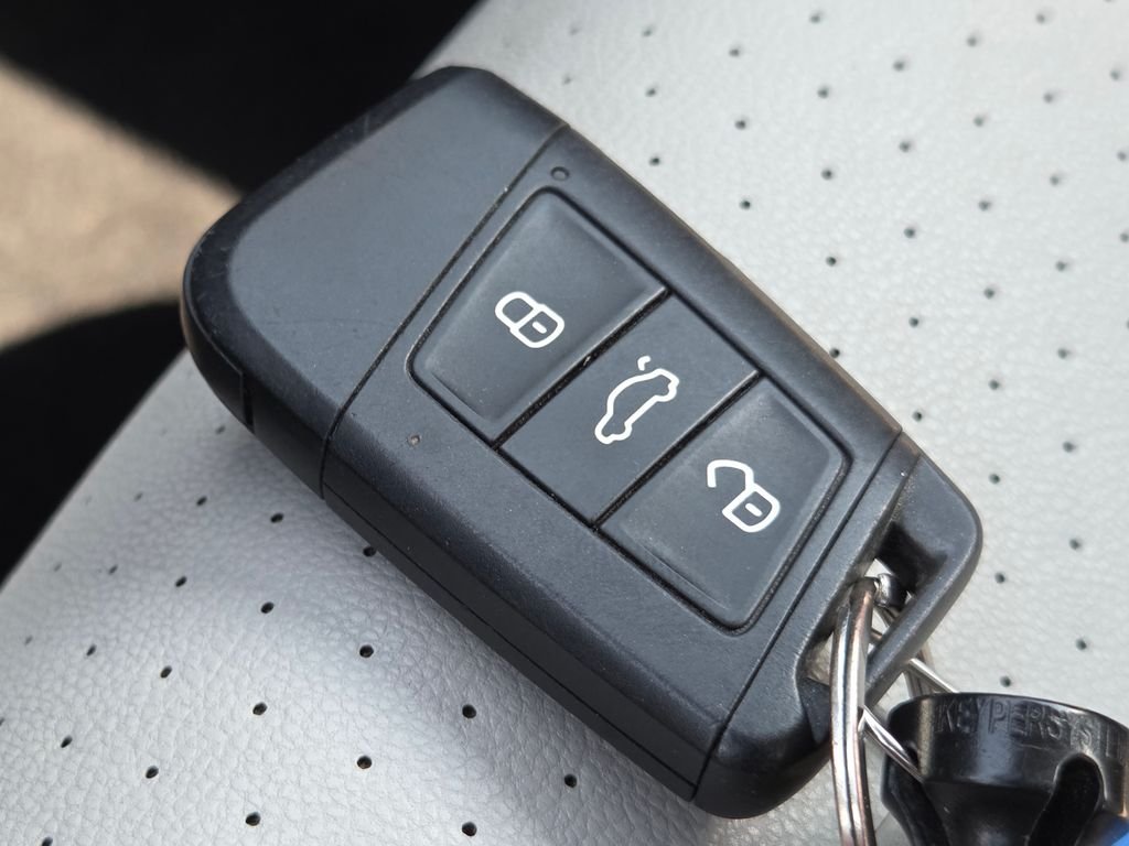 Used 2021 Gray Volkswagen R-Line image 36