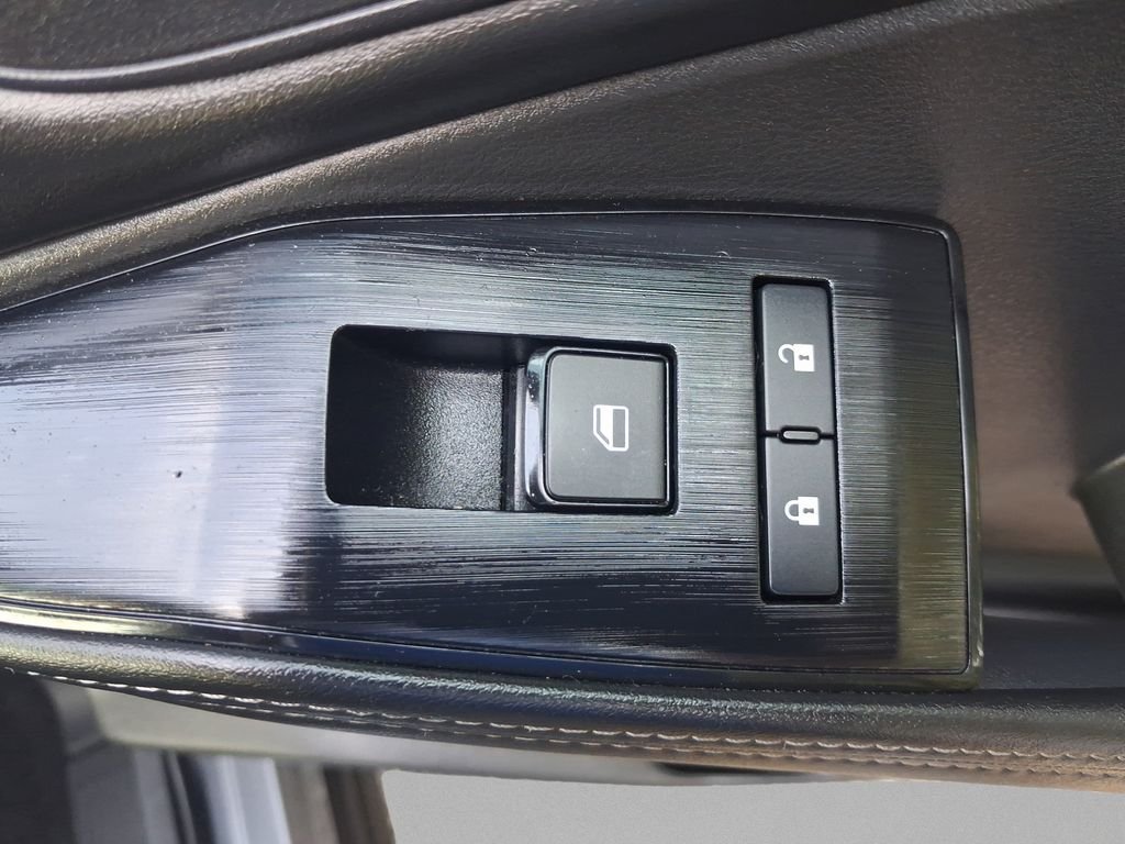 Used 2024 Gray Nissan SV image 33