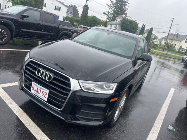 2017 Audi Q3 2.0T Premium Tiptronic quattro's photo