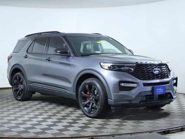 2023 Ford Explorer ST 4WD's photo