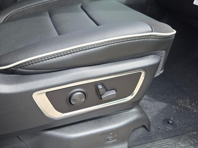 New 2026 Silver Zynith Exterior Paint RAM LARAMIE image 31