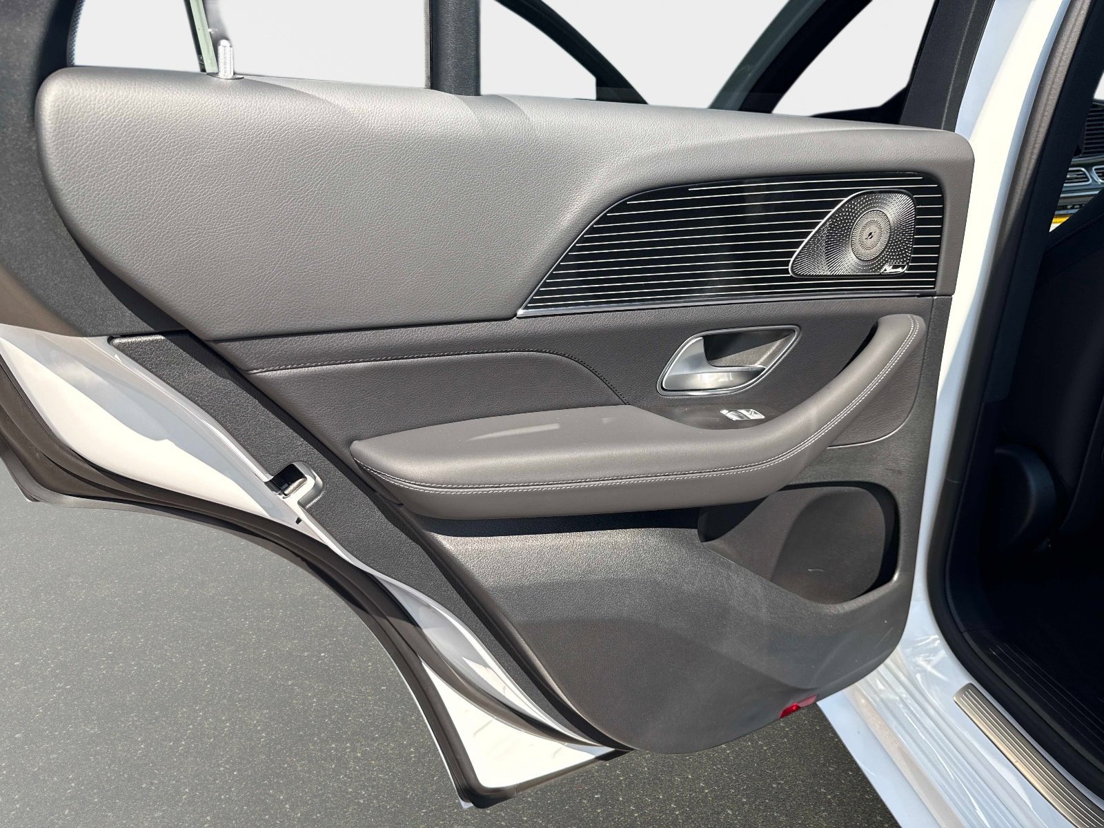 New 2026 Polar White Mercedes-Benz 450 4MATIC® Coupe image 12