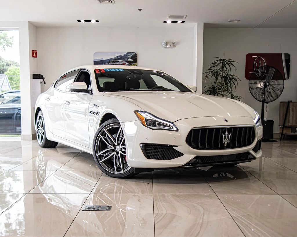 Used 2023 White Maserati Modena Q4 image 5