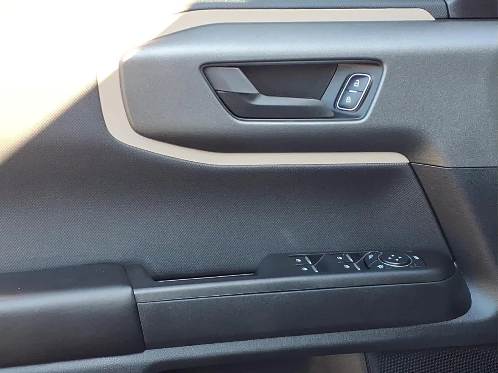 Used 2025 Oxford White Ford Big Bend image 13
