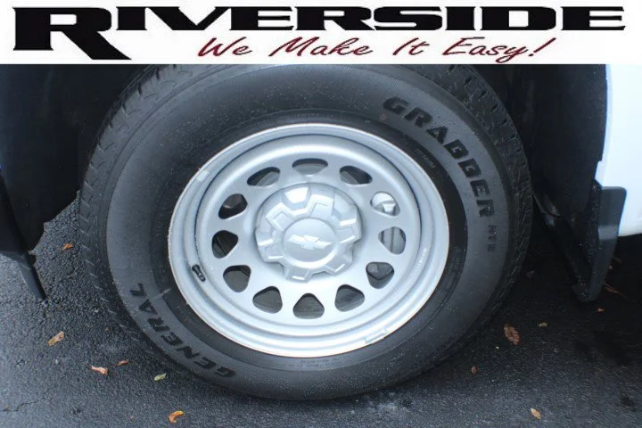 Used 2026 Summit White Chevrolet WT image 5