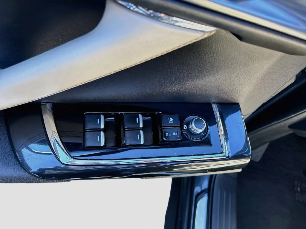 Used 2020 Machine Gray Mazda Grand Touring image 18