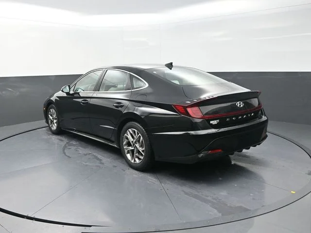 Used 2021 Black Hyundai SEL image 8